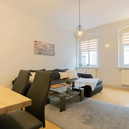 *central_50m2_kitchen_washer_netflix_parking Cottbus